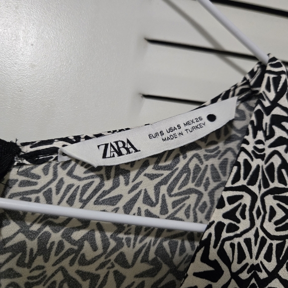 Zara Viscose Midi Dress White And Black Size S - Picture 7 of 7